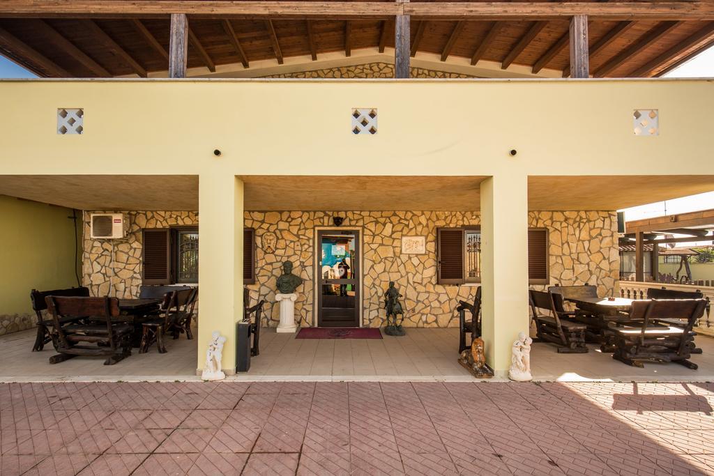 Villa Gengi Ardea Exterior photo